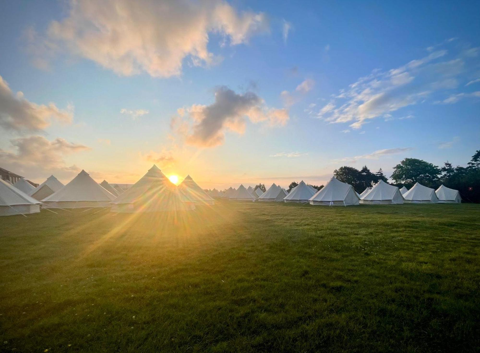 Nine Yards Bell Tents Castletown Exterior foto