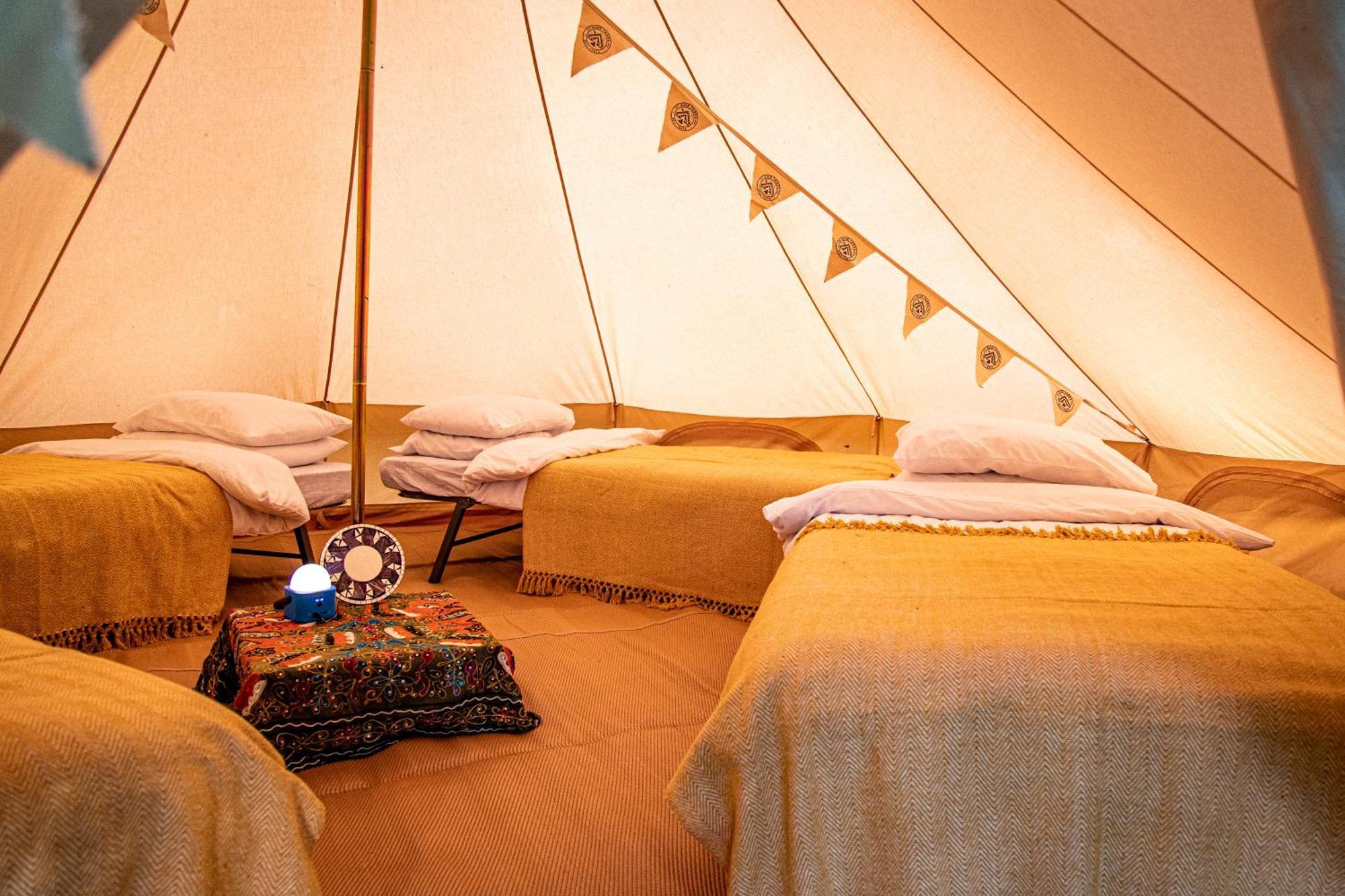 Nine Yards Bell Tents Castletown Exterior foto